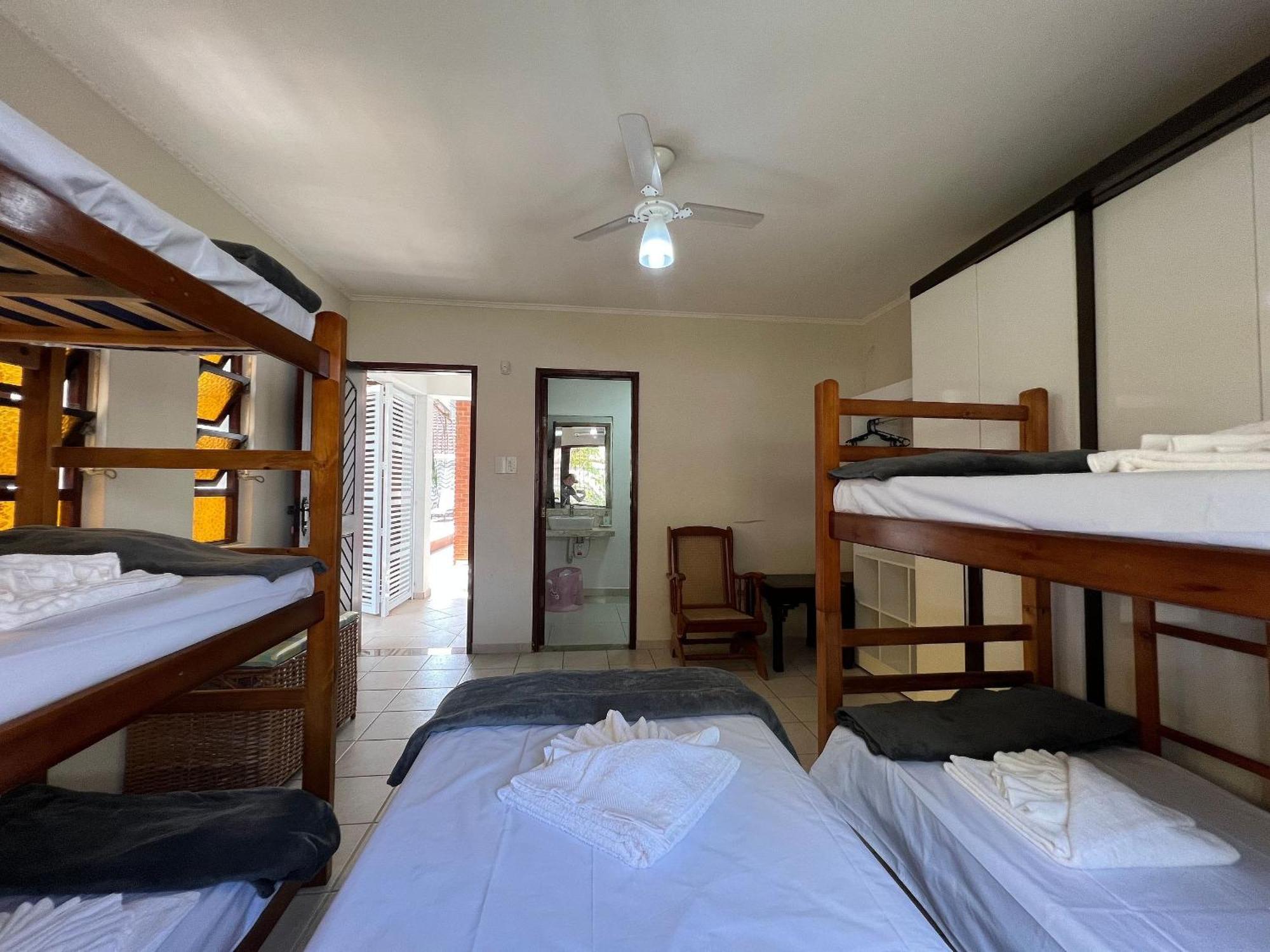 Casa Agradavel Com Piscina, A Poucos Passos Da Praia Peruibe Bagian luar foto
